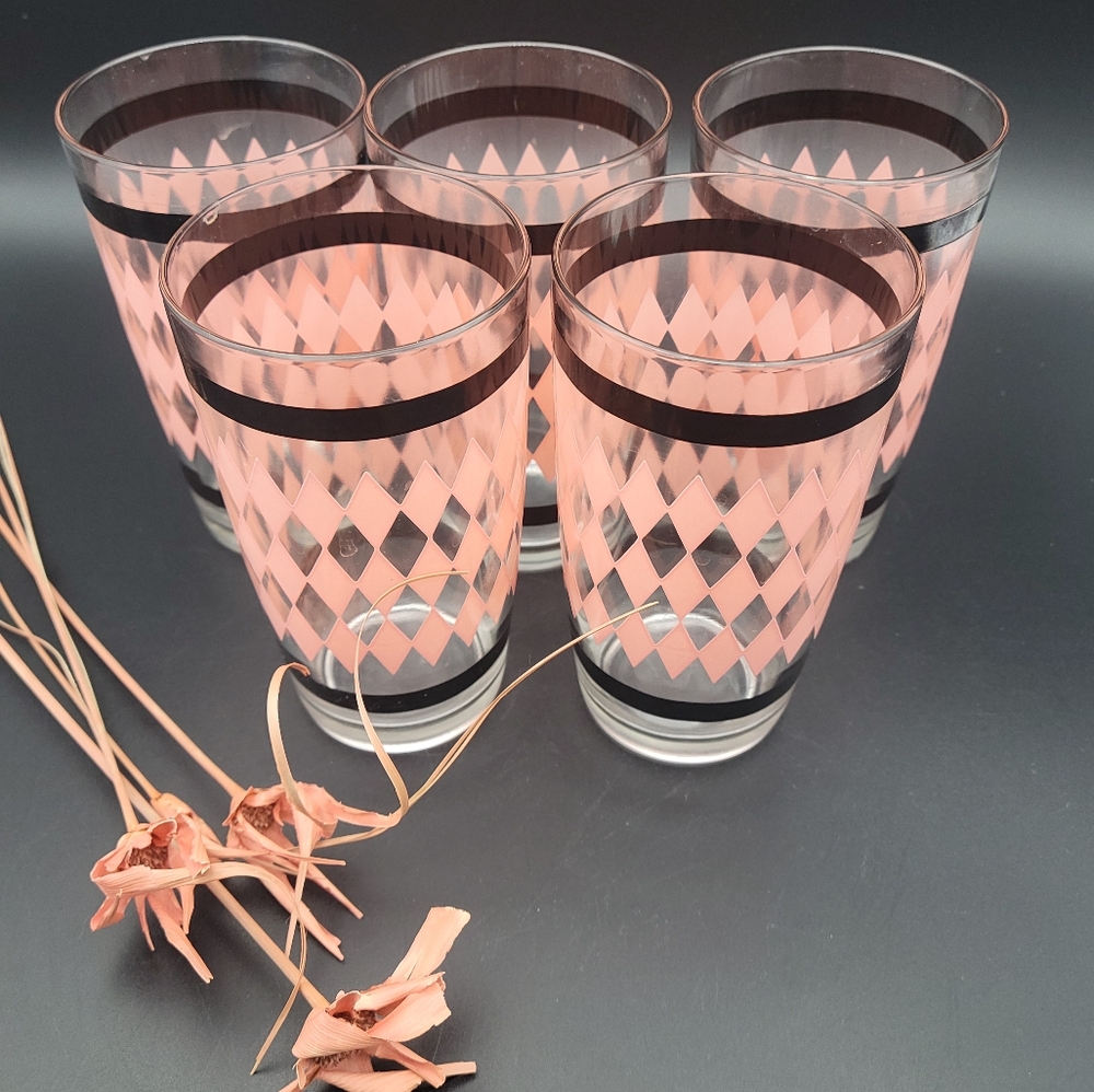1950's Retro Hazel Atlas Harlequin Pink Diamond Argyle Glass Tumblers